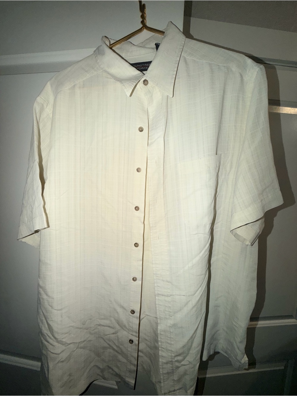 Roundtree & Yorke Cream Short-Sleeve Button-Down Shirt